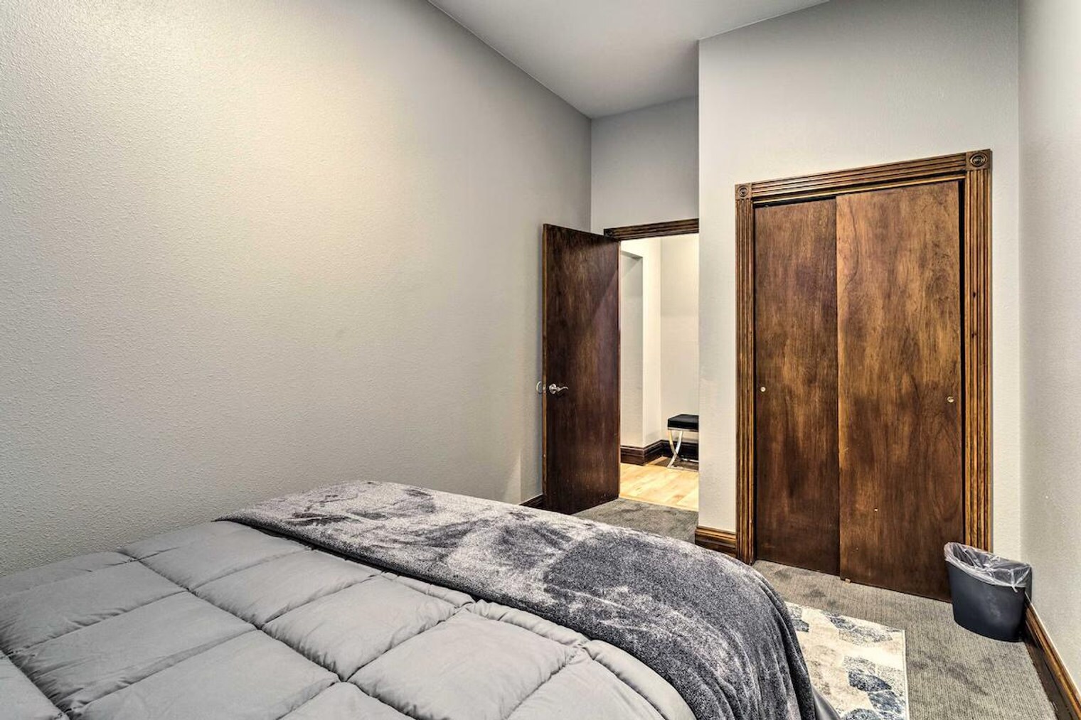 Building Photo - 1533 N Williams St