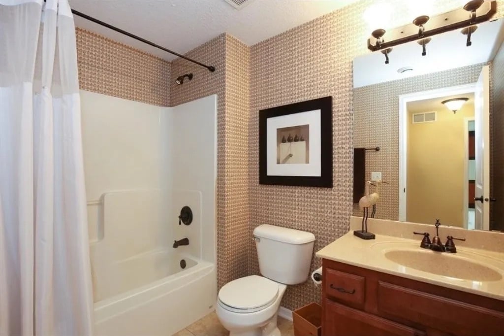 Building Photo - 18121 Kindred Ct