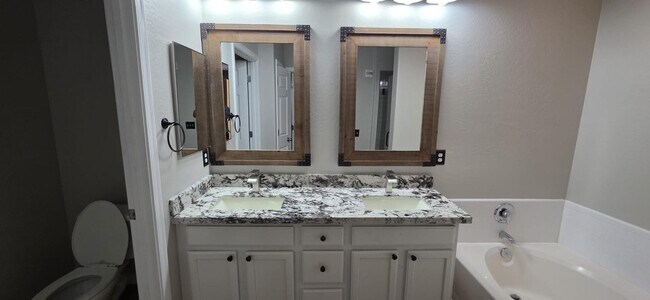 Building Photo - 14575 W Mountain View Blvd