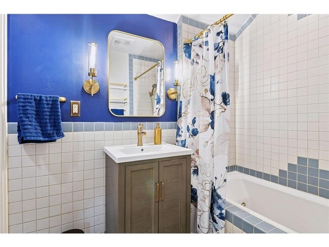 Building Photo - 3 Edina Ct