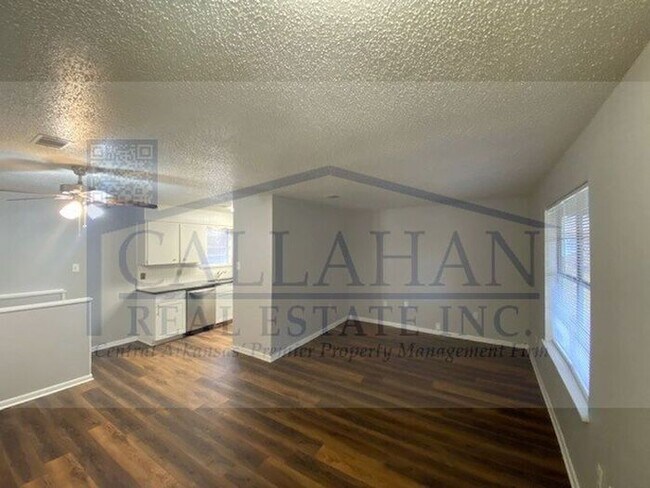 Building Photo - Twin Lakes 3 Bedroom Home
