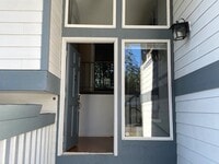 Building Photo - 15930 NE 106th St