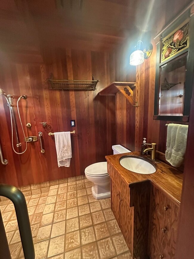 Building Photo - Charming Single-Family Two-Bedroom Home in South San Francisco