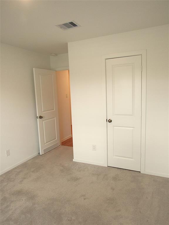 Building Photo - 5202 Sunvalley Bend Dr