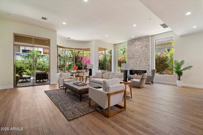 Building Photo - 8224 E Angel Spirit Dr