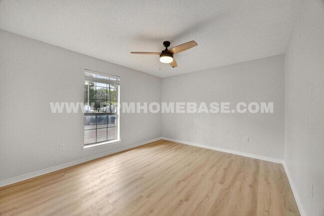 Building Photo - Fully Renovated 5-Bedroom Home with Modern...