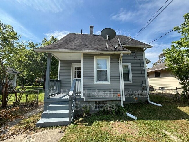 Building Photo - 229 Bellaire Ave