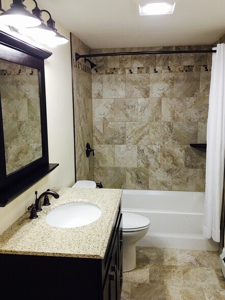 Building Photo - 158 North St