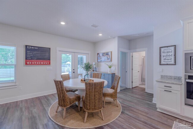 Building Photo - 4169 Equestrian Blvd