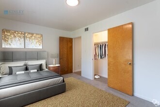 Building Photo - Meadowood Apartments