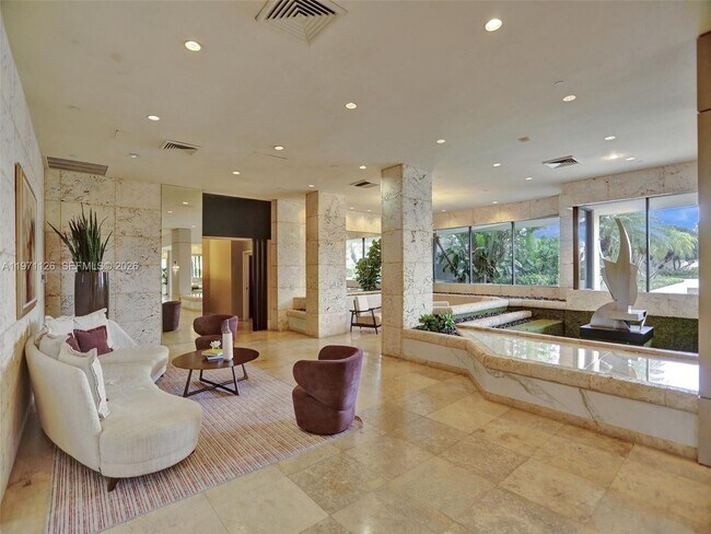 Building Photo - 1000 W Island Blvd