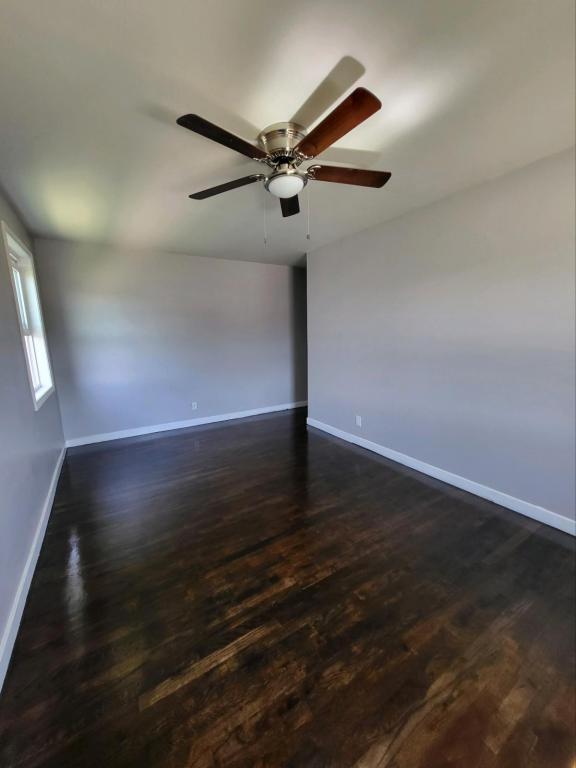 Building Photo - 1059 Midland Ave