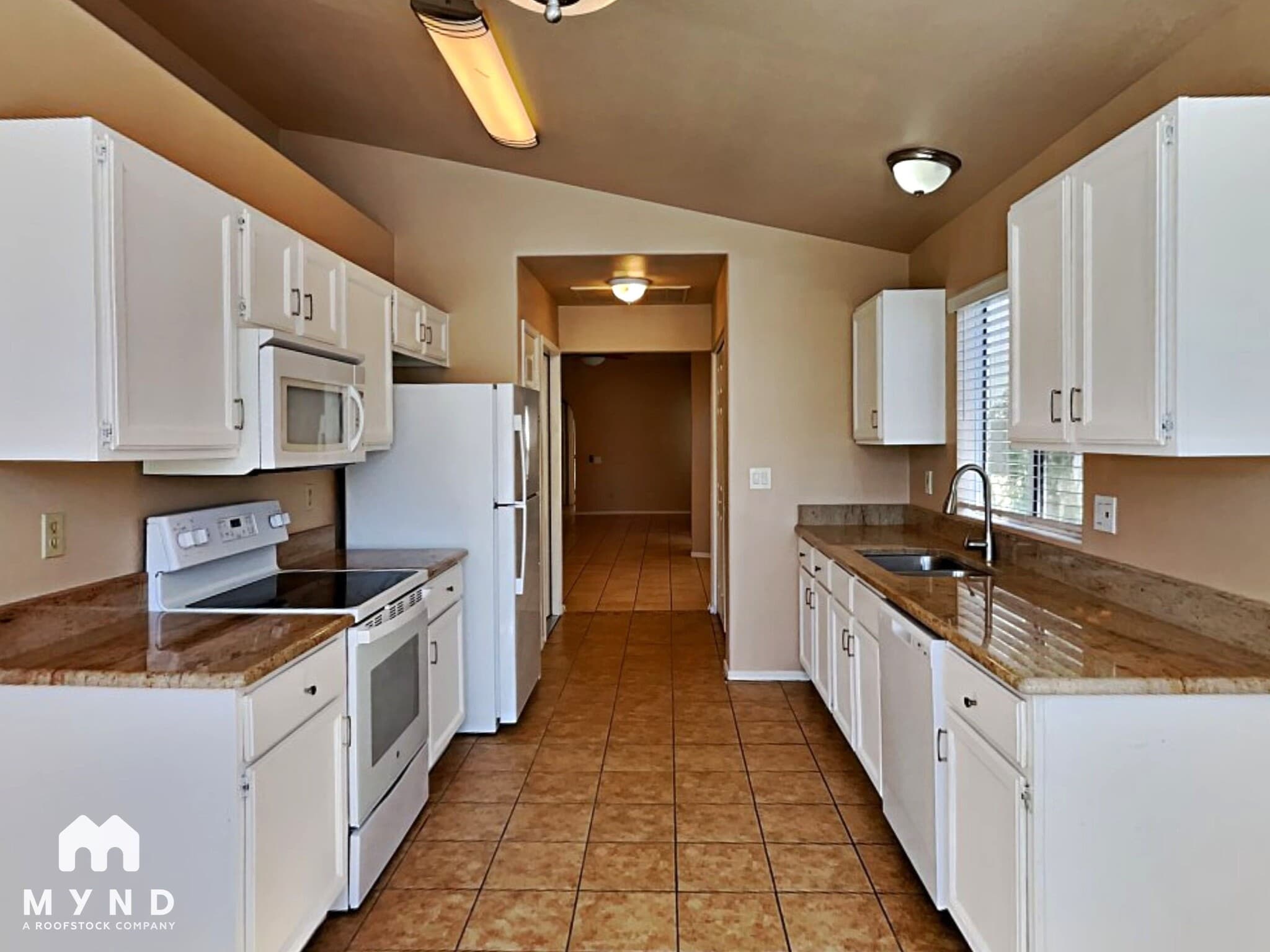 Building Photo - 3018 W Laquila Aerie