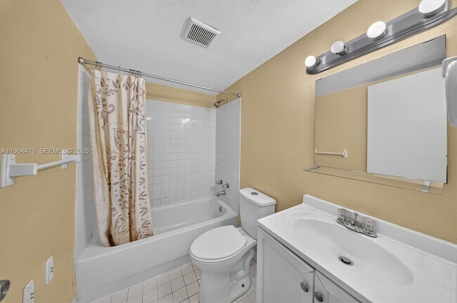 Building Photo - 505 NW 177th St