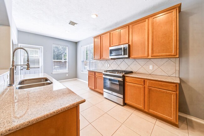 Building Photo - 23411 W Pine Ivy Ln