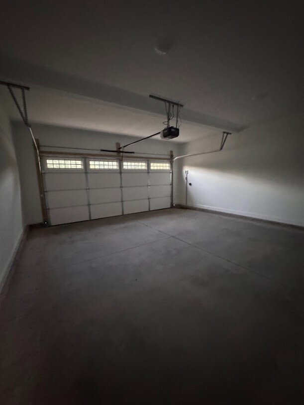 Building Photo - Spacious 4-Bed, 2.5-Bath Home in Woodruff ...