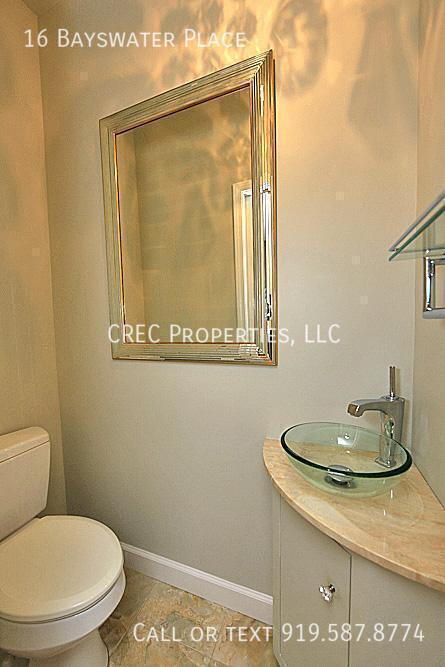 Building Photo - 16 Bayswater Pl