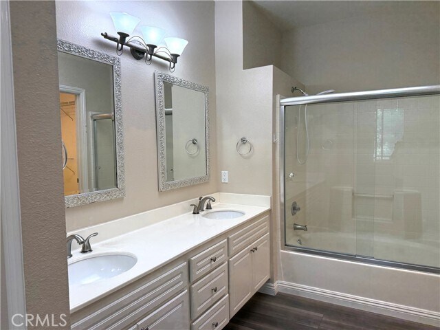 Building Photo - 5 Santa Barbara Ct