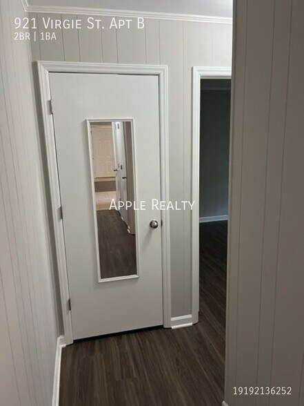 Building Photo - 921 Virgie St