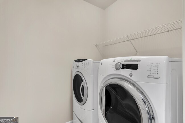 Building Photo - 568 Garden View Ct