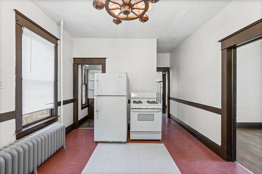 Building Photo - 320 Saratoga Ave