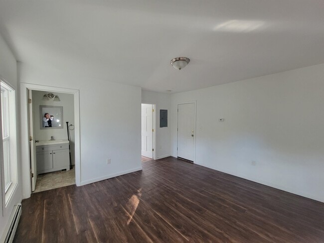 Building Photo - 96 Franklin St