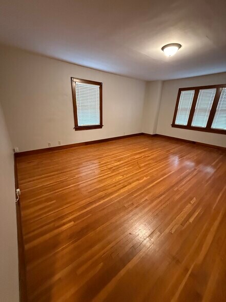 Building Photo - 1114 N Carlos St