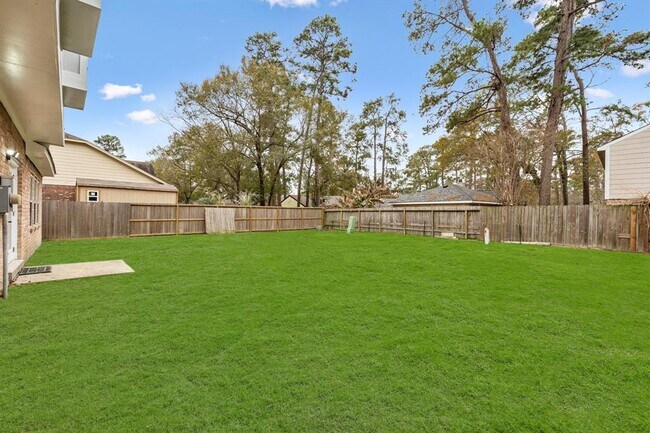 Building Photo - 11923 Pondwood Dr