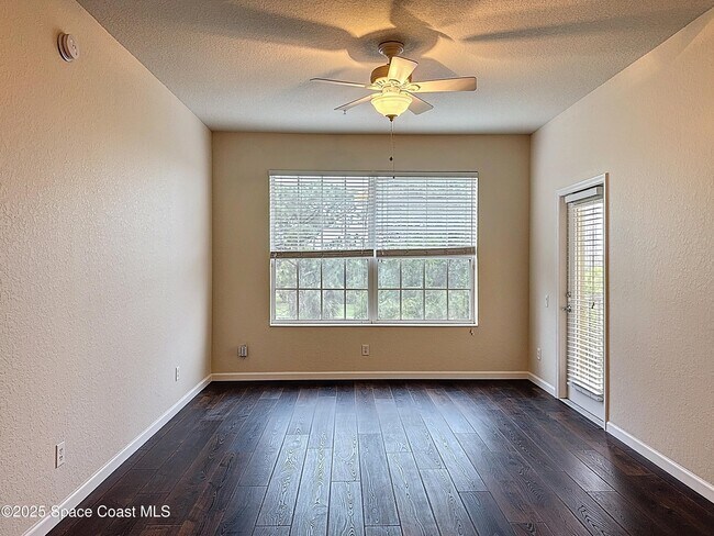 Building Photo - 3848 Lexmark Ln