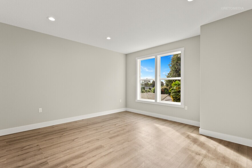 Building Photo - 4243 Verda Ln NE