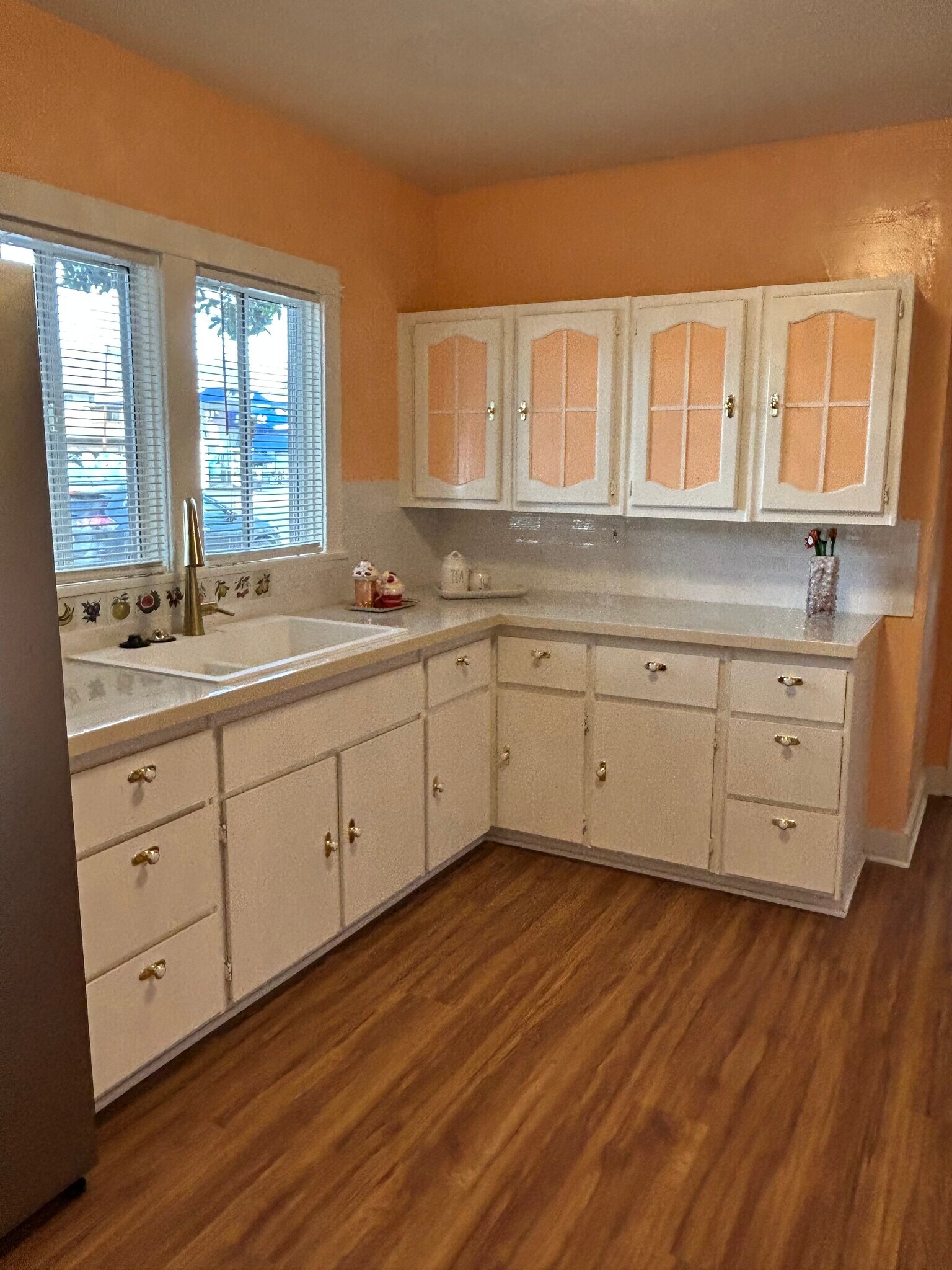 Building Photo - 515 N Garfield Ave