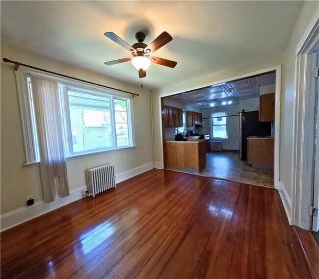 Building Photo - 1005 Narragansett Blvd