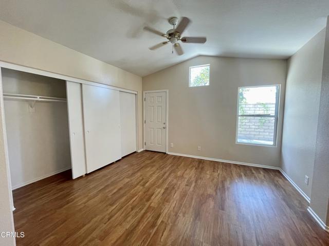 Building Photo - 425 Calle Mirasol