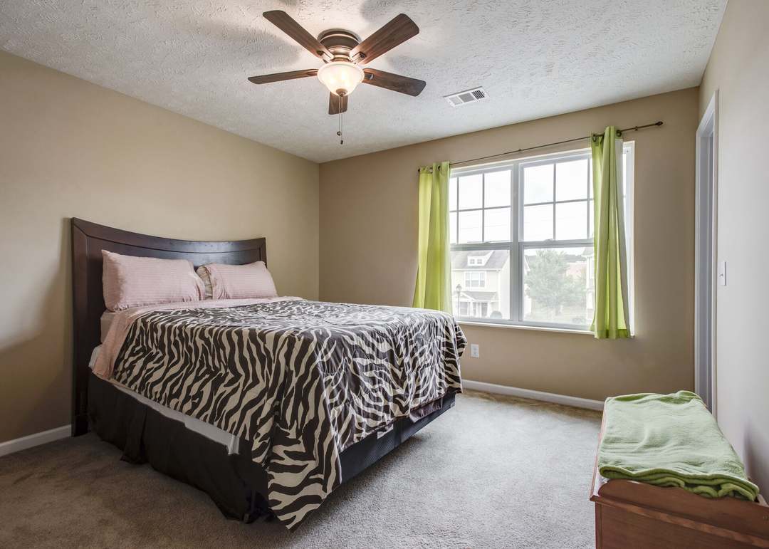 Building Photo - 576 Bradburn Village Cir