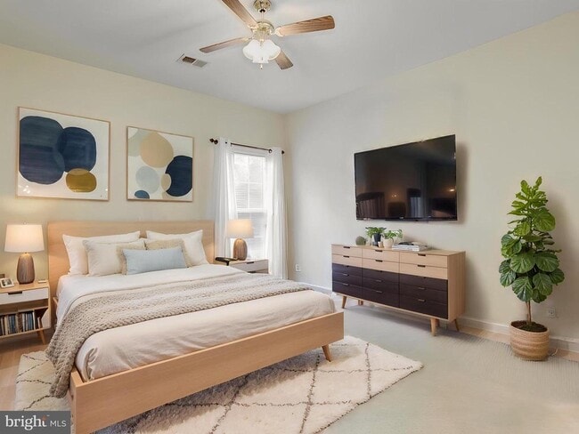 Building Photo - 146 Meadowview Ln