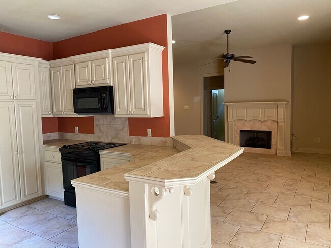 Building Photo - Must see  3BR/2BA home in Santa Rosa Subdivision off Staring Lane