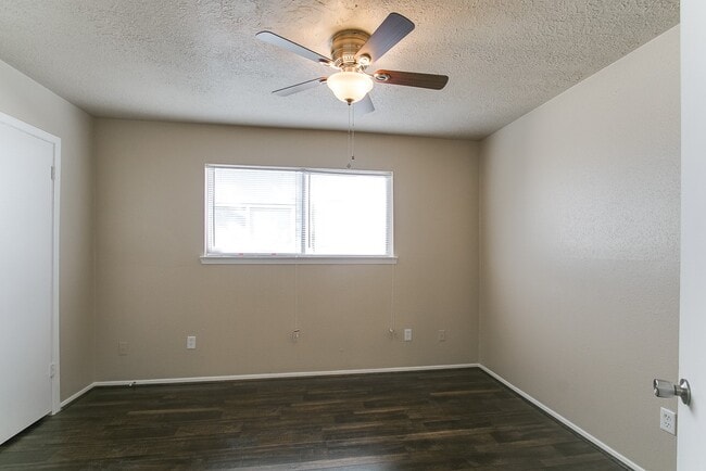 Building Photo - 18822 Twigsworth Ln