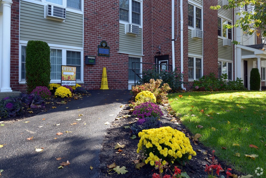 The Admiralty 195 Admiral Kalbfus Rd Newport RI 02840 Apartment Finder