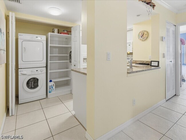 Building Photo - 13264 White Marsh Ln