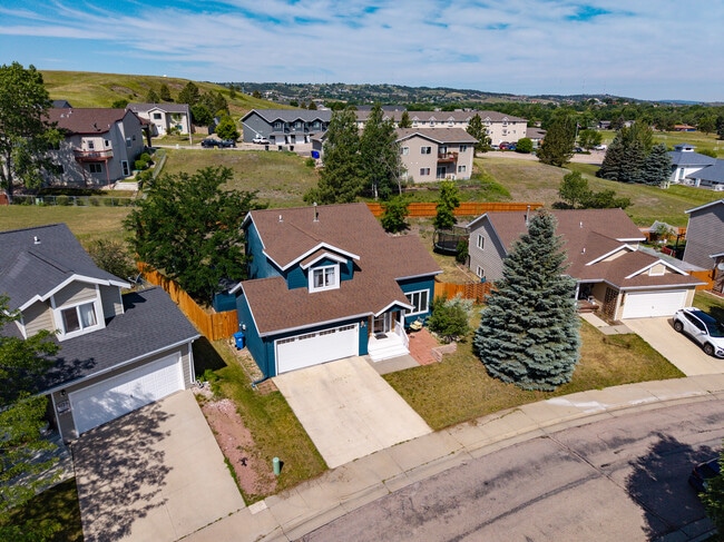 Building Photo - 4025 Wild Flower Dr