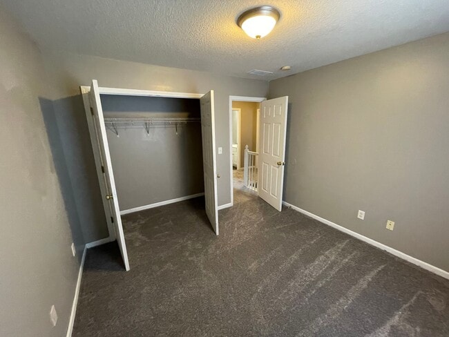 Building Photo - 5100 Hardy Ct