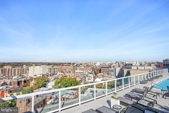 Building Photo - 1330 New Hampshire Ave NW