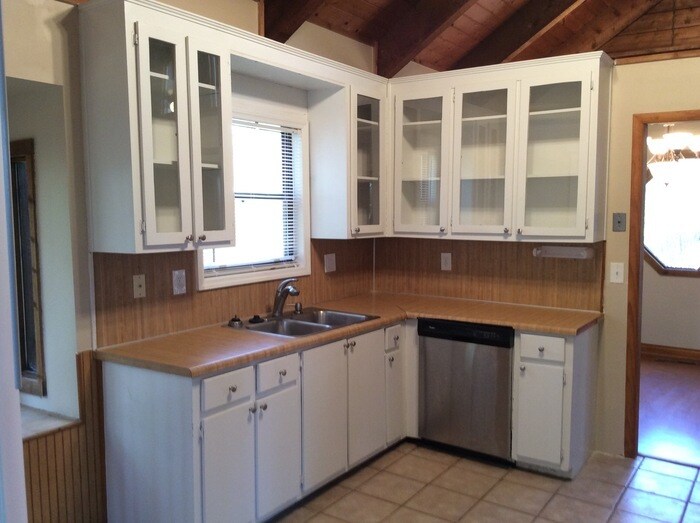 Building Photo - 4944 Tremont Dr NE