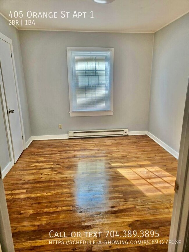 Building Photo - Charming 2-Bedroom Apartment for Rent in C...