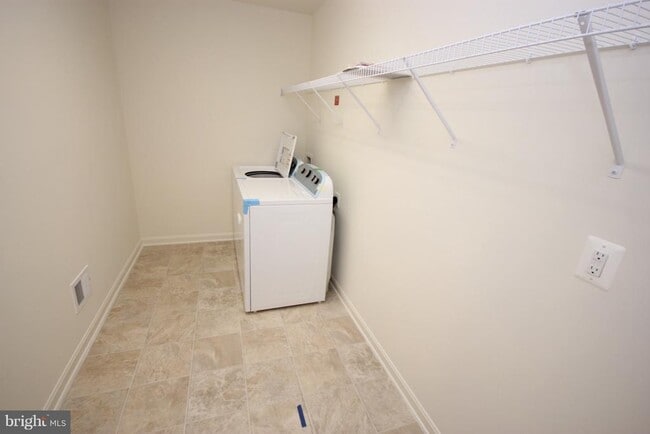 Building Photo - 21517 Willow Breeze Sq