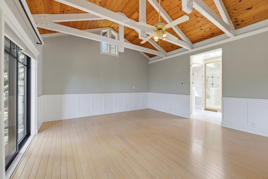 Building Photo - 158 Los Robles Dr