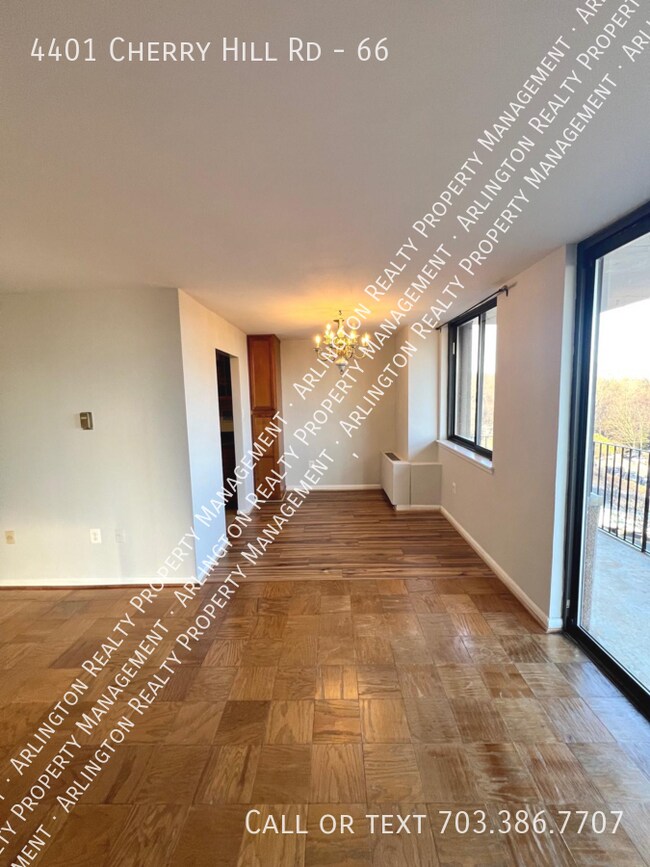 Building Photo - 4401 Cherry Hill Rd