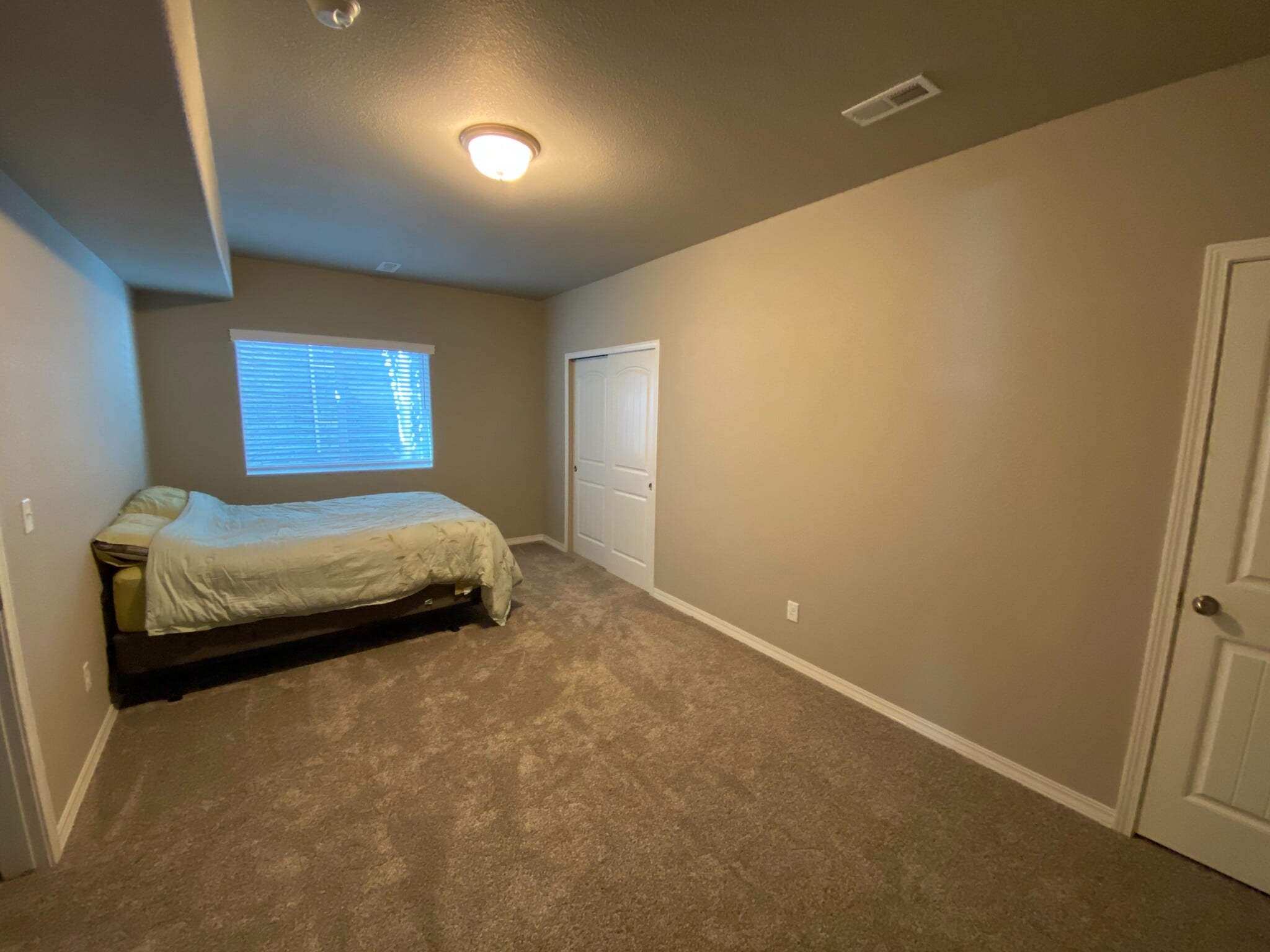 Building Photo - 7451 Thorn Brush Way