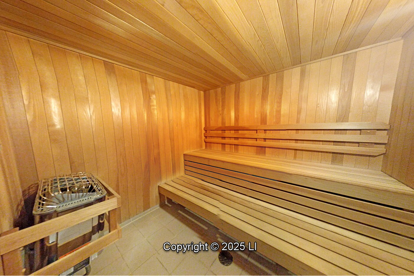 Building Photo - 585 9th St
