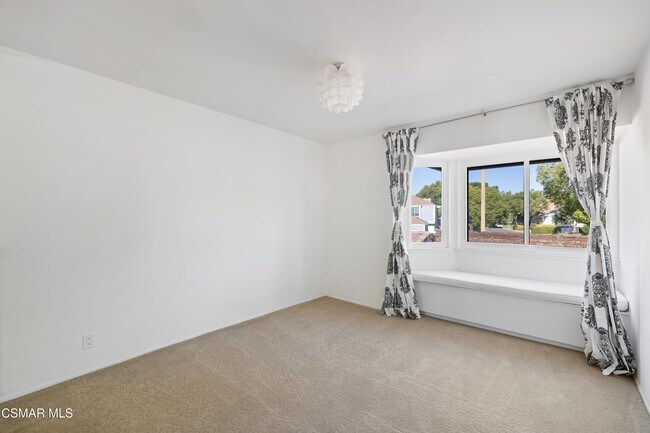 Building Photo - 32136 Beachfront Ln